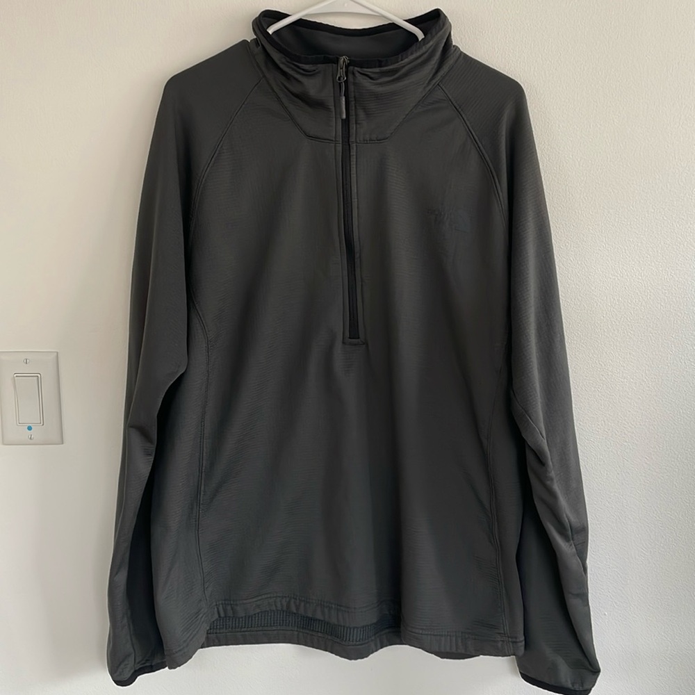 Men’s North Face Zippered Pullover